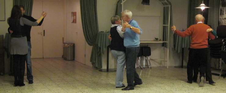 Tanzen im KUNZ. Foto TCBS / Rolf Fraedrich
