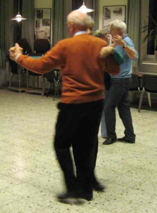 Tanzen im KUNZ. Foto TCBS / Rolf Fraedrich