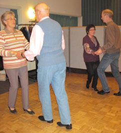 Salsatraining. Foto TCBS / Rolf Fraedrich