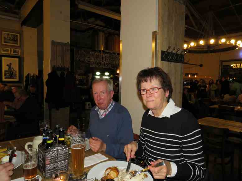 Anschlieendes Essen. Foto: TCBS / Rolf Fraedrich